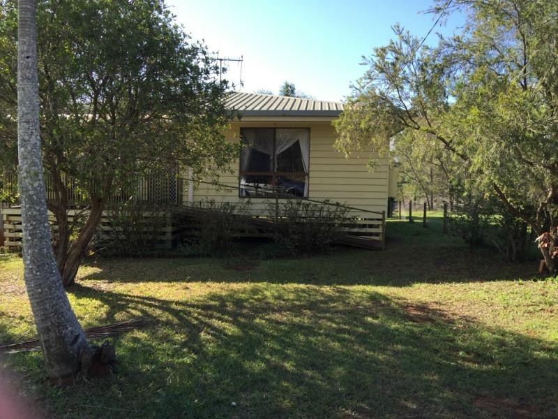1 Allambie Street, Macleay Island QLD 4184