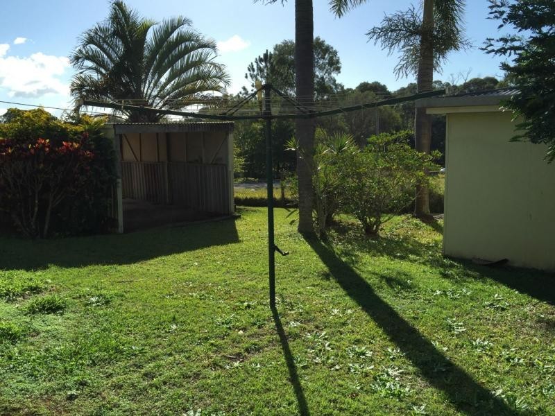 1 Allambie Street, Macleay Island QLD 4184
