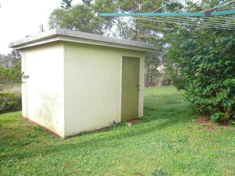 1 Allambie Street, Macleay Island QLD 4184