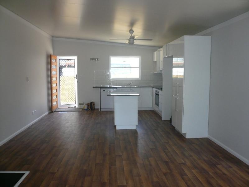 60 Eastbourne Terrace, Macleay Island QLD 4184