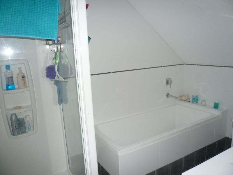 10 Oomool Street, Macleay Island QLD 4184