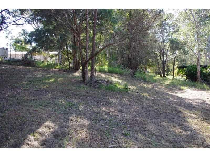 33 Southsea Terrace, Macleay Island QLD 4184