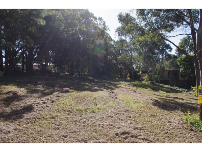 33 Southsea Terrace, Macleay Island QLD 4184