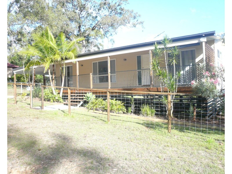 2 Morwong Street, Macleay Island QLD 4184