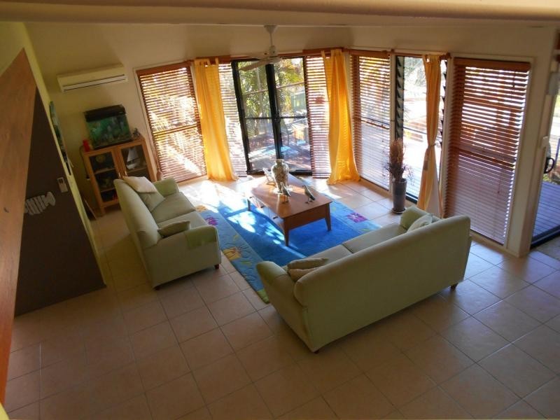 21 Leanne Street, Macleay Island QLD 4184