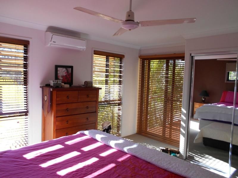21 Leanne Street, Macleay Island QLD 4184