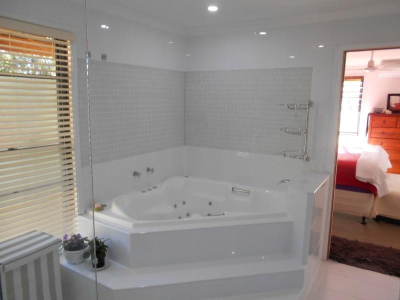 21 Leanne Street, Macleay Island QLD 4184