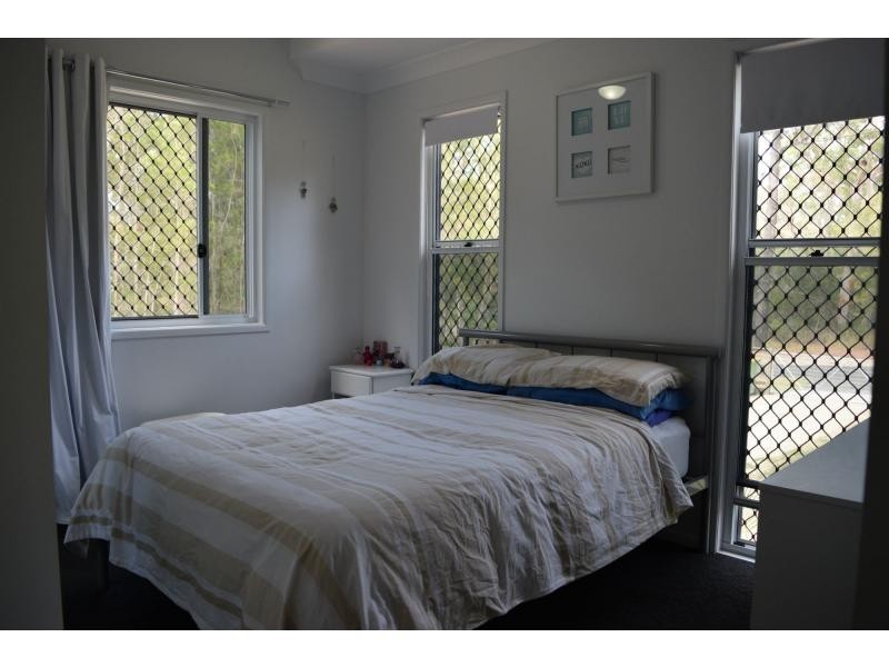 10 Natone Terrace, Macleay Island QLD 4184