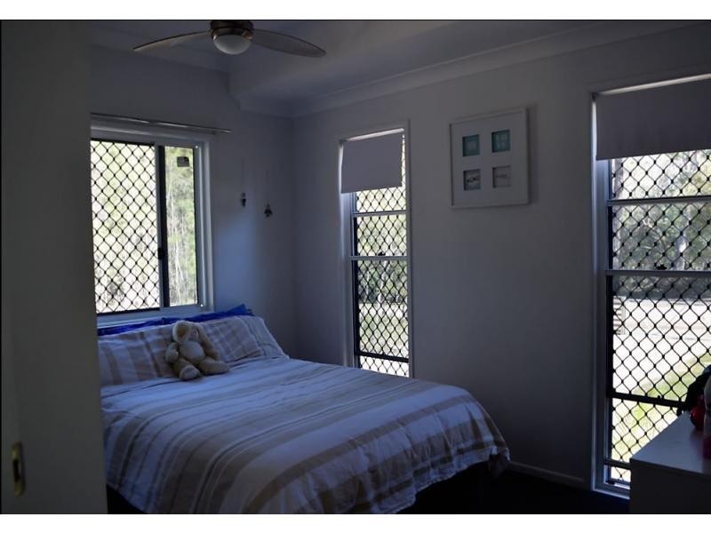 10 Natone Terrace, Macleay Island QLD 4184