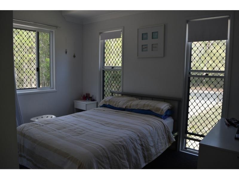 10 Natone Terrace, Macleay Island QLD 4184