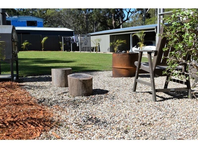 10 Natone Terrace, Macleay Island QLD 4184