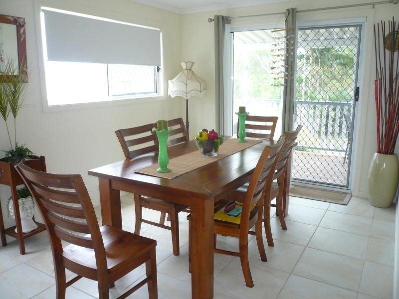 12 Hastings Terrace, Macleay Island QLD 4184