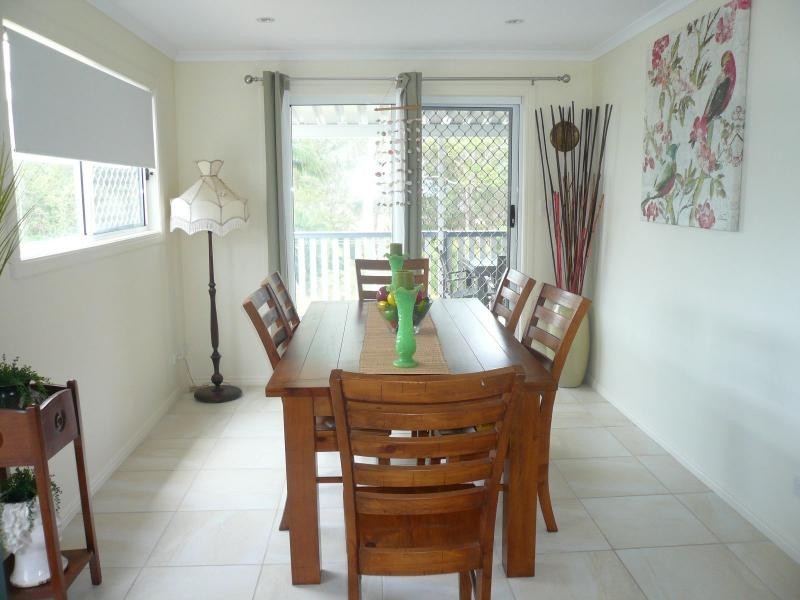 12 Hastings Terrace, Macleay Island QLD 4184