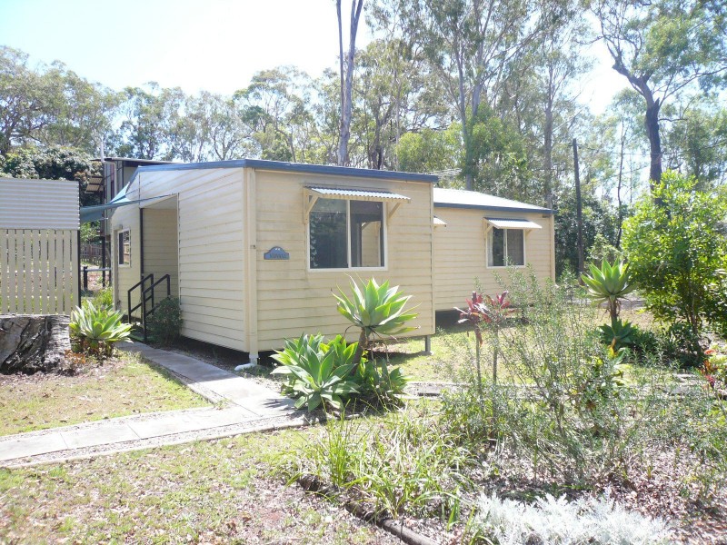 25 Columbia Street, Macleay Island QLD 4184
