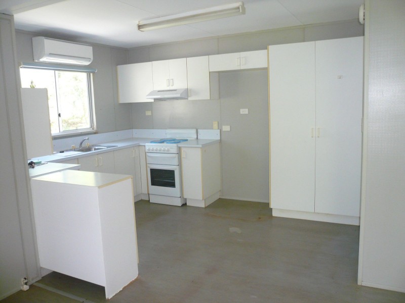 25 Columbia Street, Macleay Island QLD 4184