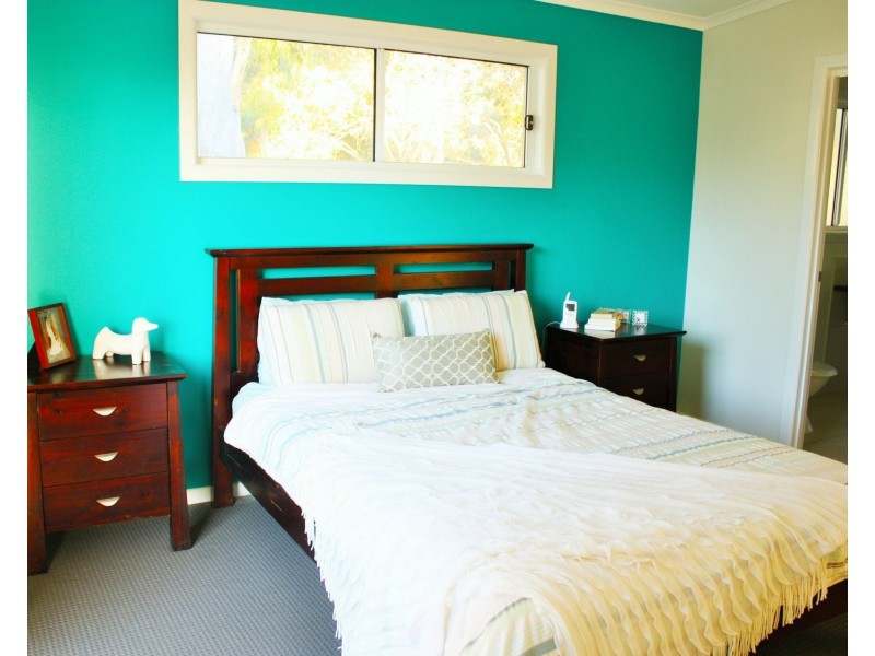 29 Tingara Street, Macleay Island QLD 4184