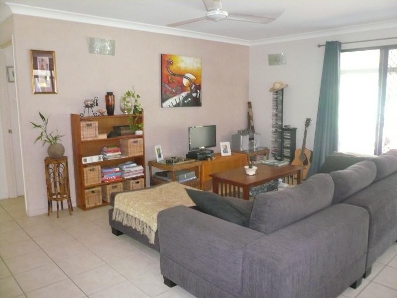 15 Kevin Street, Macleay Island QLD 4184