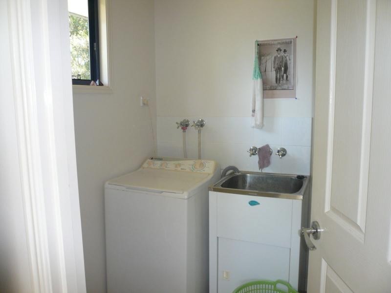 15 Kevin Street, Macleay Island QLD 4184