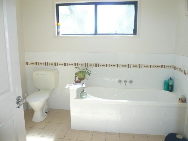 15 Kevin Street, Macleay Island QLD 4184
