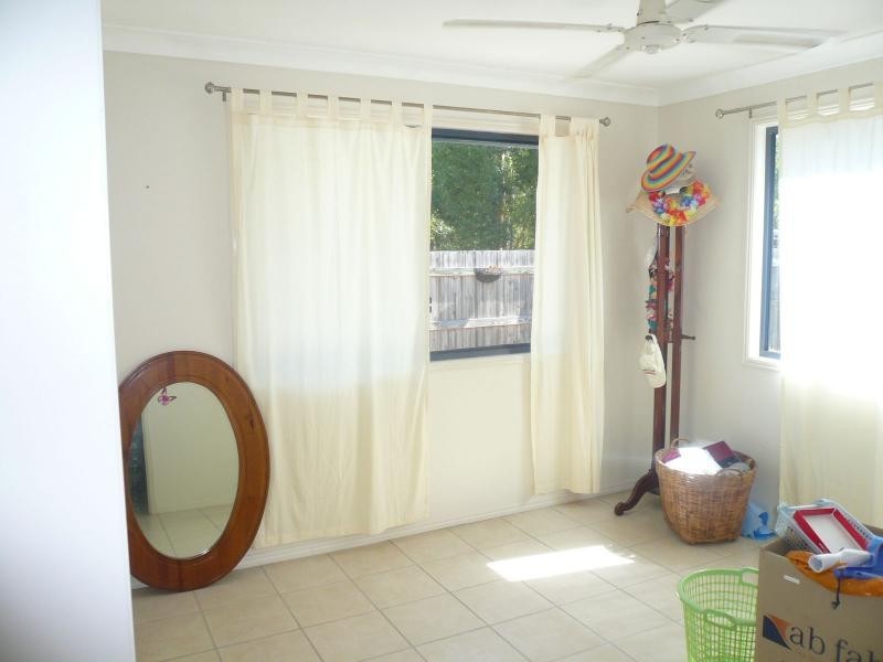 15 Kevin Street, Macleay Island QLD 4184