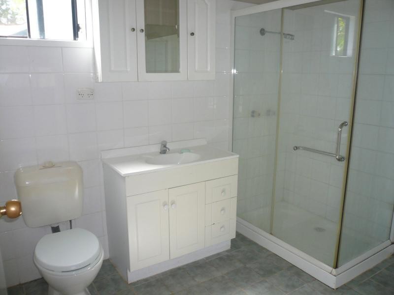 25 Ilya Street, Macleay Island QLD 4184