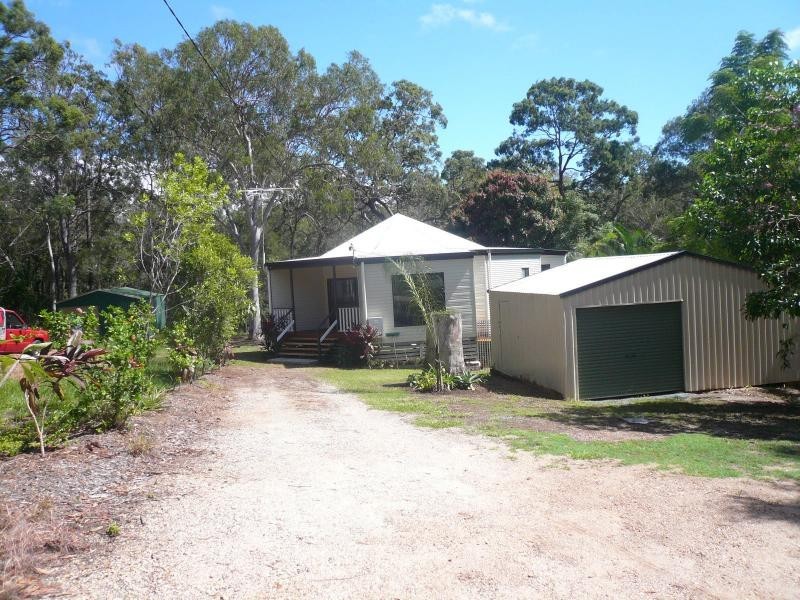 25 Ilya Street, Macleay Island QLD 4184