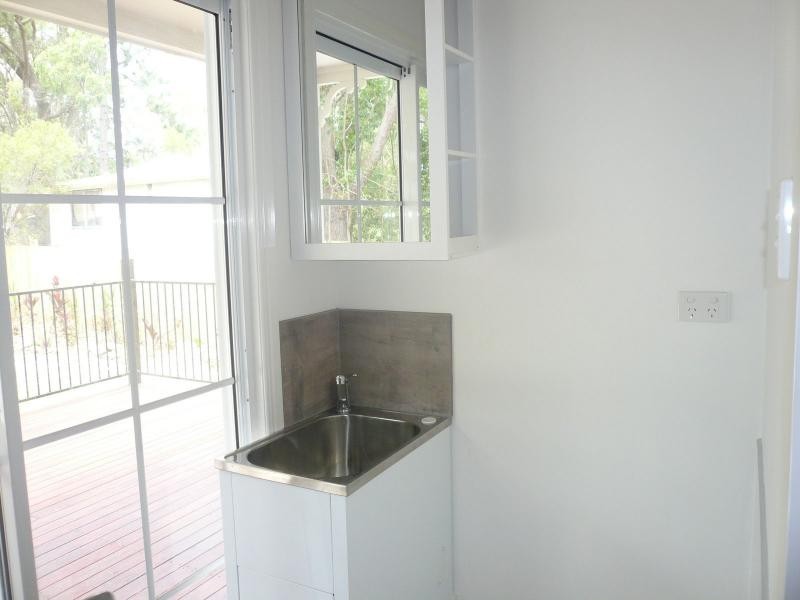 25 Panaroo Street, Macleay Island QLD 4184