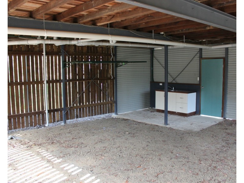 31 Barramundi Street, Macleay Island QLD 4184