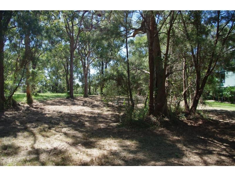 22 The Esplanade, Karragarra Island QLD 4184