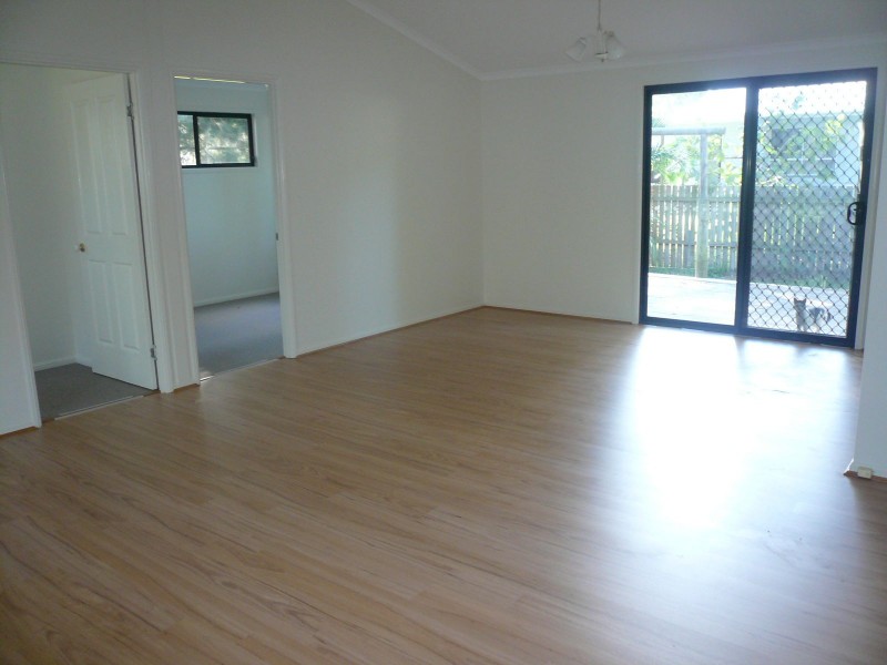 27 Tingara Street, Macleay Island QLD 4184