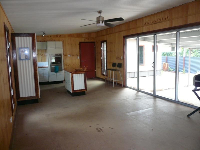 11 Kevin Street, Macleay Island QLD 4184