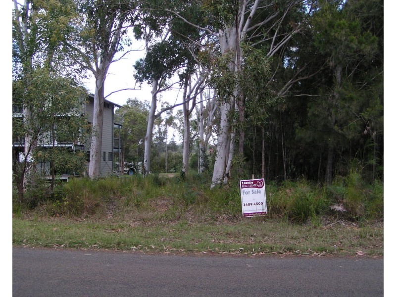 28 Treasure Island Avenue, Karragarra Island QLD 4184