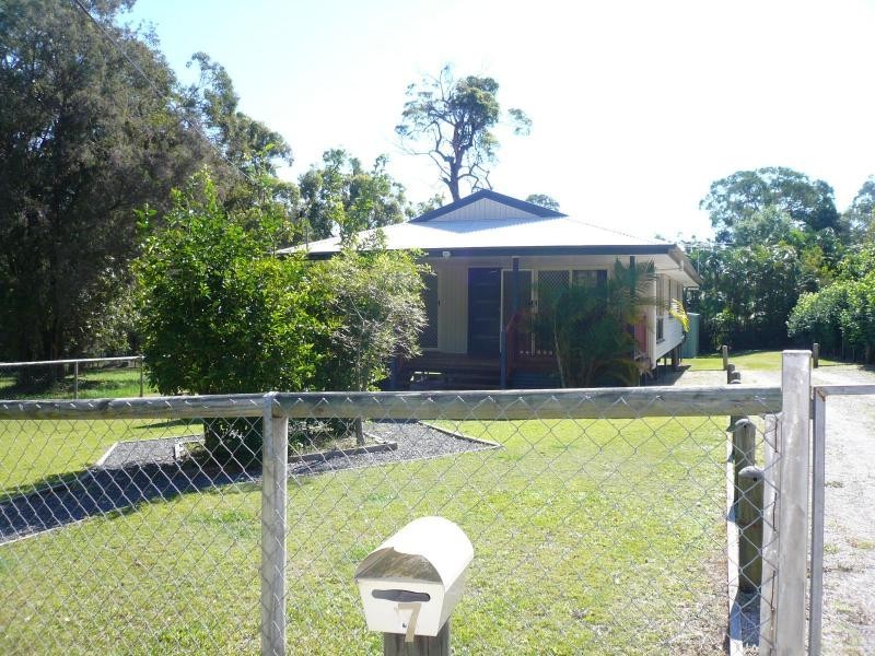 7 President Terrace, Macleay Island QLD 4184