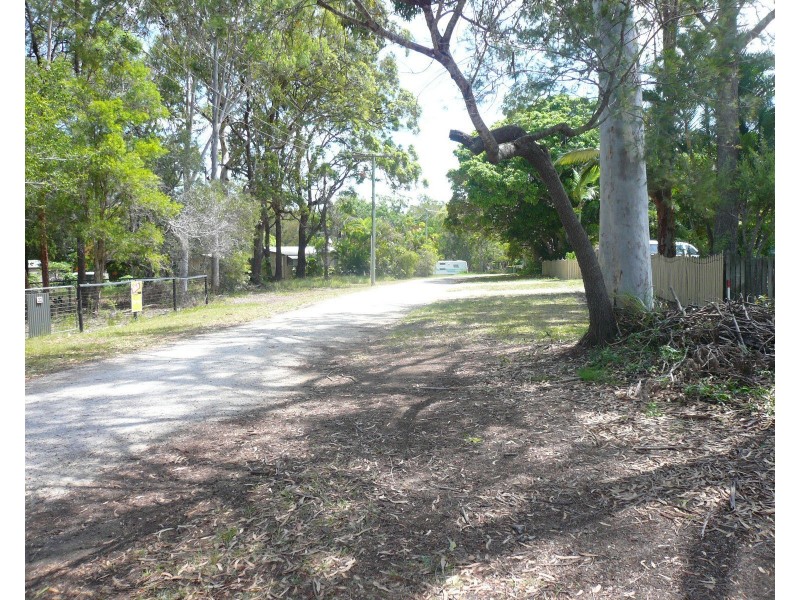 13 Mango Crescent, Macleay Island QLD 4184