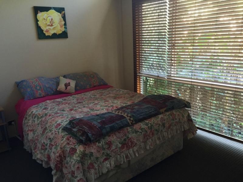 68 High Central Road, Macleay Island QLD 4184