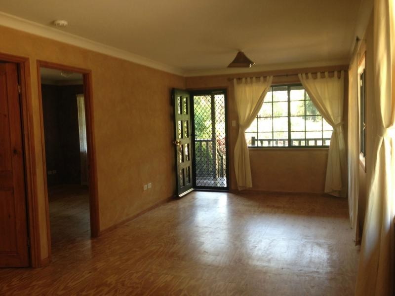 10 Arthur Street, Macleay Island QLD 4184