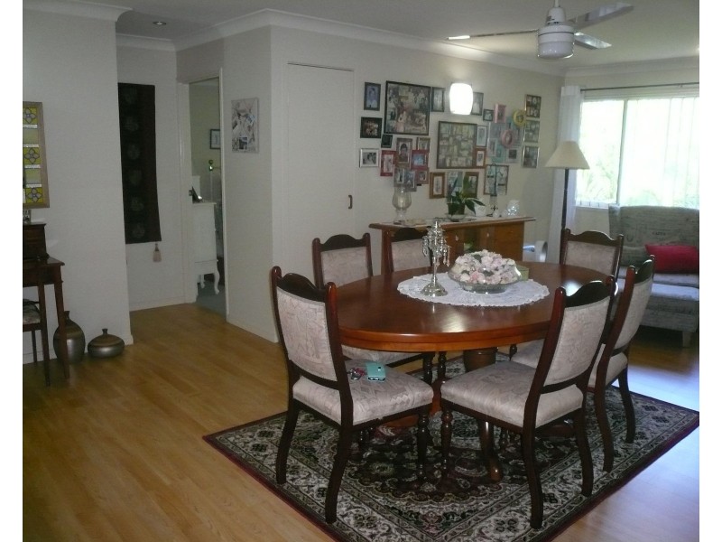 17 Michael Street, Macleay Island QLD 4184