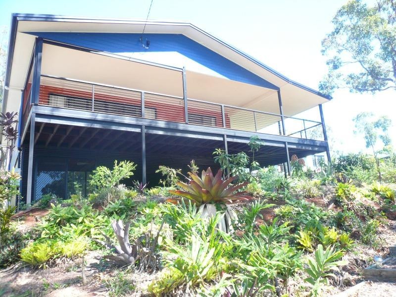 36 Beelong Street, Macleay Island QLD 4184