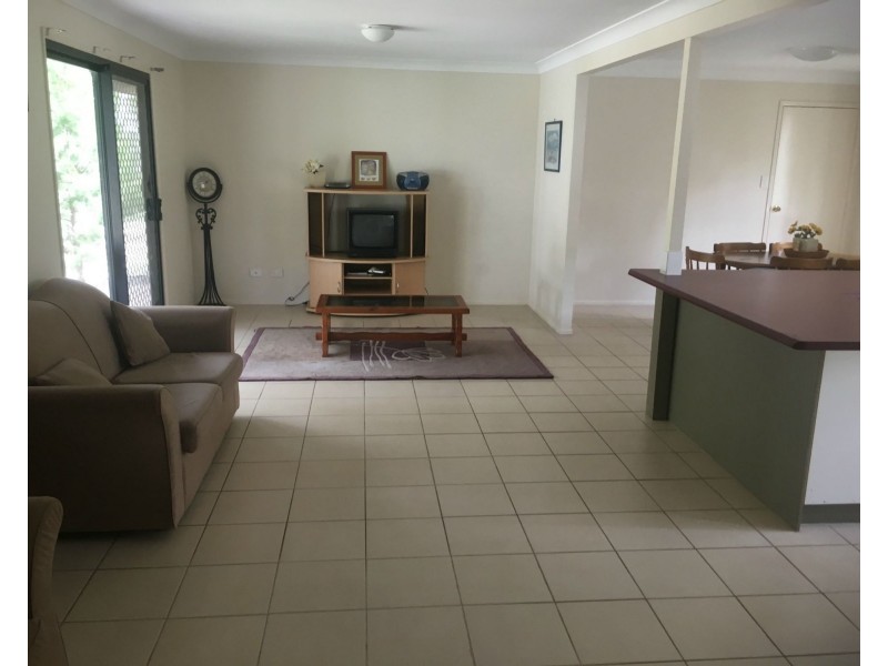 13 Morwong Street, Macleay Island QLD 4184