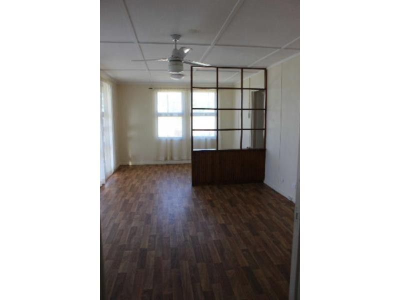 16 Mawarra Street, Macleay Island QLD 4184