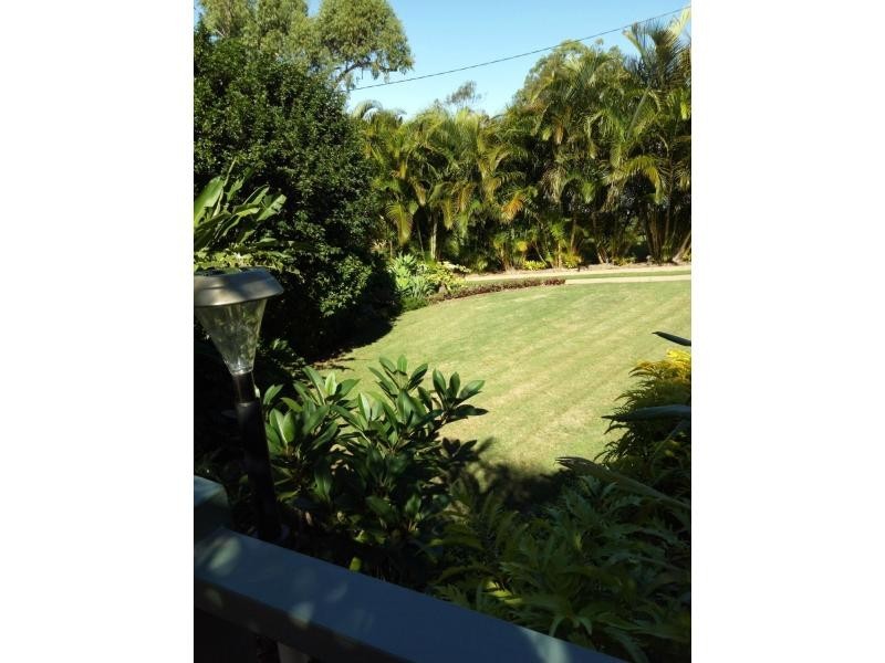 16 Coorong Street, Macleay Island QLD 4184