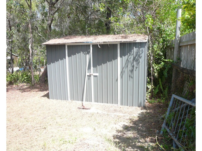 25 Hastings Terrace, Macleay Island QLD 4184
