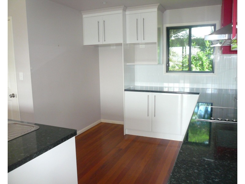 15 Mawarra Street, Macleay Island QLD 4184