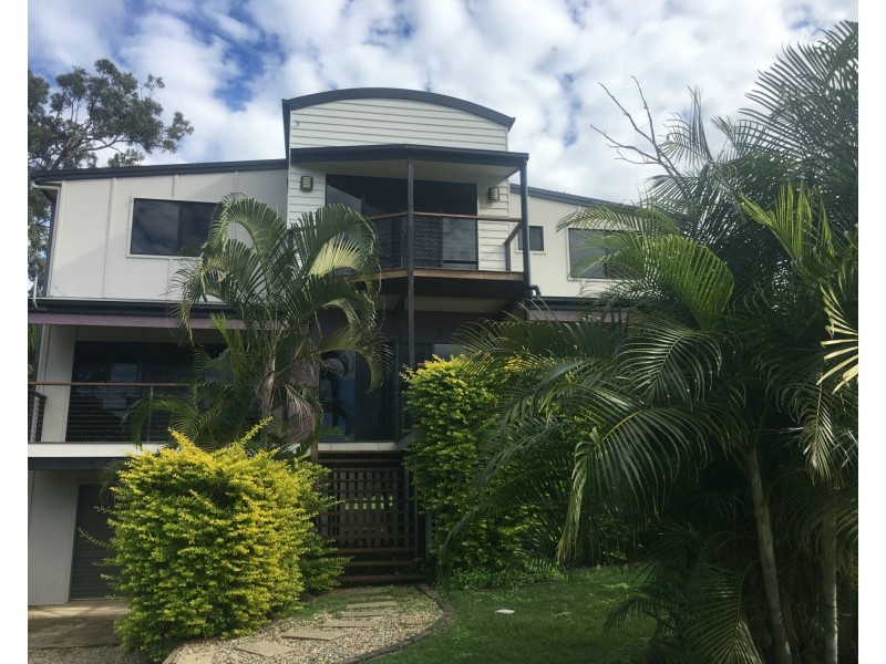 15 Mawarra Street, Macleay Island QLD 4184