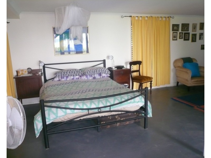 65 Beelong Street, Macleay Island QLD 4184