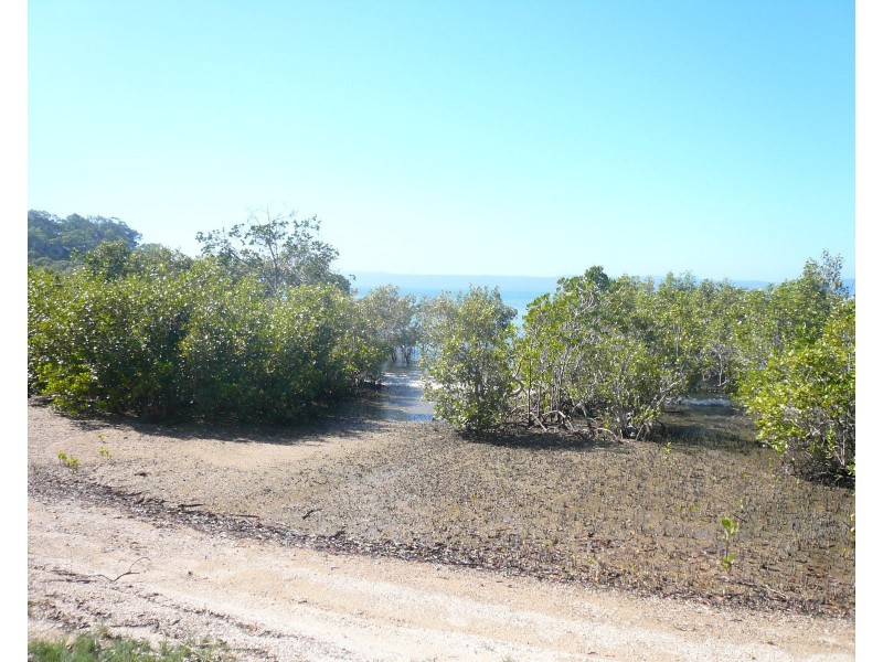 65 Beelong Street, Macleay Island QLD 4184