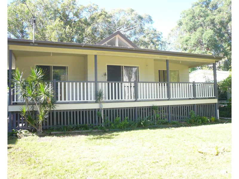 32 Nugent Street, Macleay Island QLD 4184