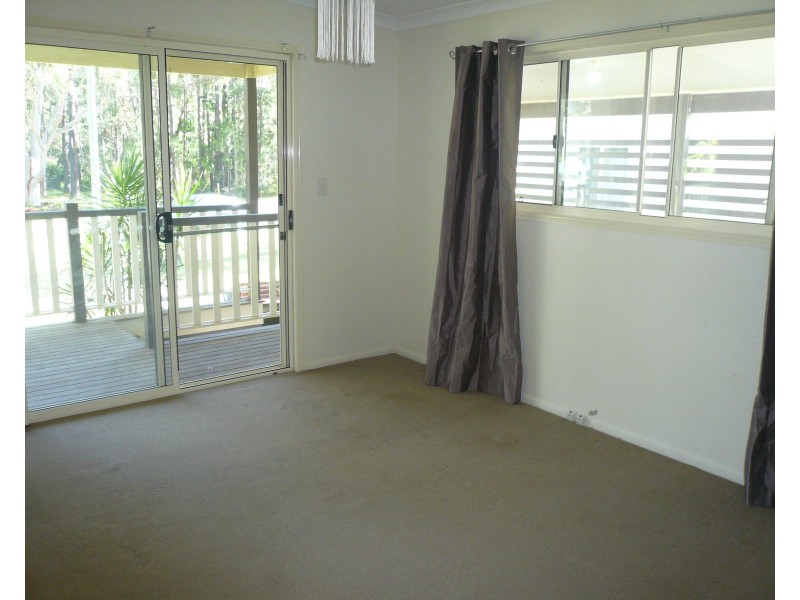 32 Nugent Street, Macleay Island QLD 4184