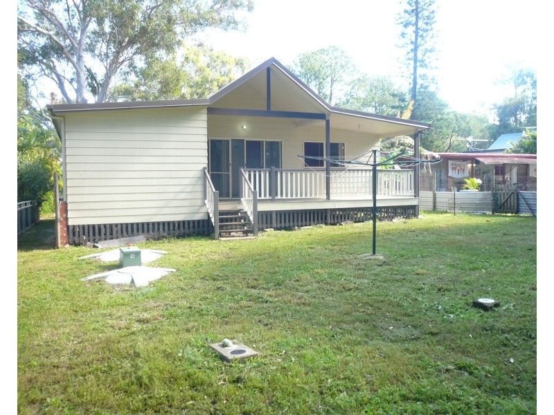 32 Nugent Street, Macleay Island QLD 4184