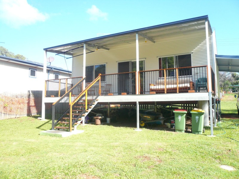 7 Granadilla Street, Macleay Island QLD 4184